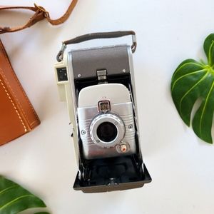 Vintage Polaroid Highlander Land Camera Model 80A WITH Leather Bag